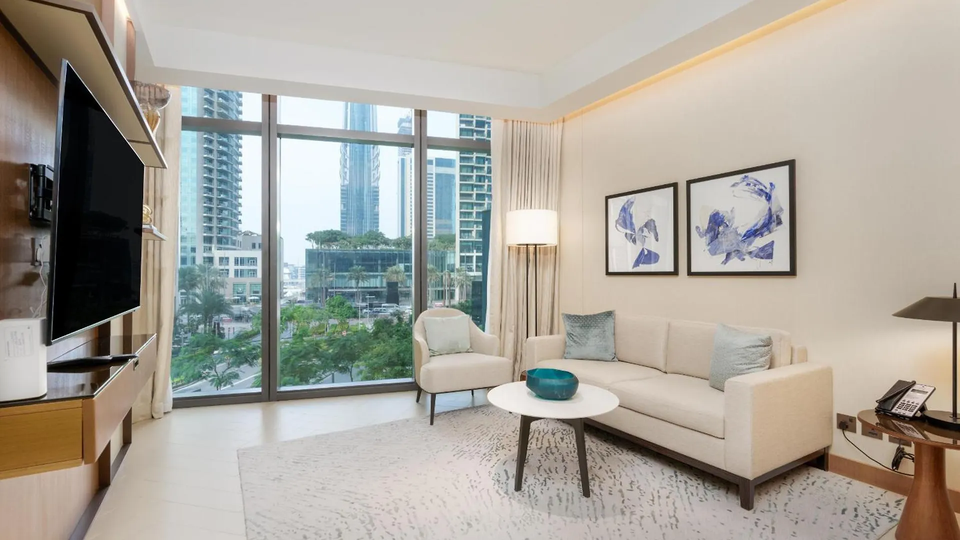 313 Premium Residence At The Iconic Address Opera location